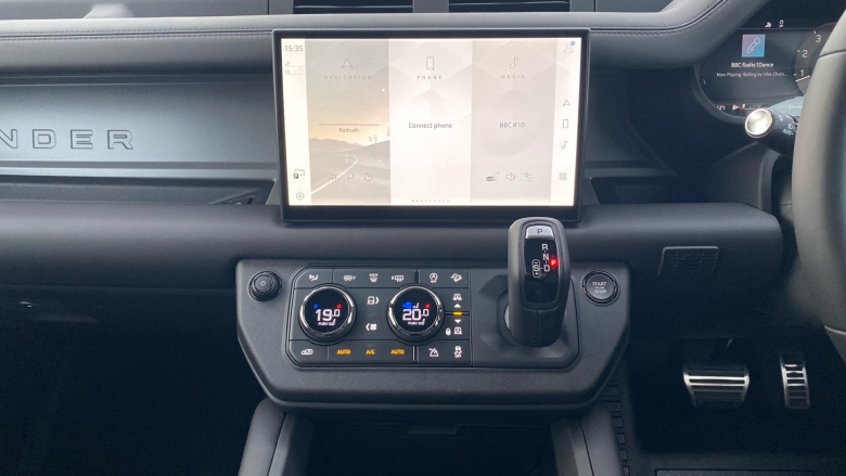 Land Rover Defender 4.4 P635 Octa 110 5dr Auto Petrol Estate